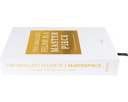 District 70 Masterpiece Coffee Table Book - Kattenspeelgoed - 36x25x6 cm Wit
